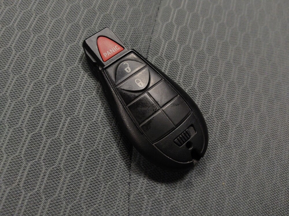 2020 RAM 1500 in Phoenix, AZ 85022 - 18113768 32