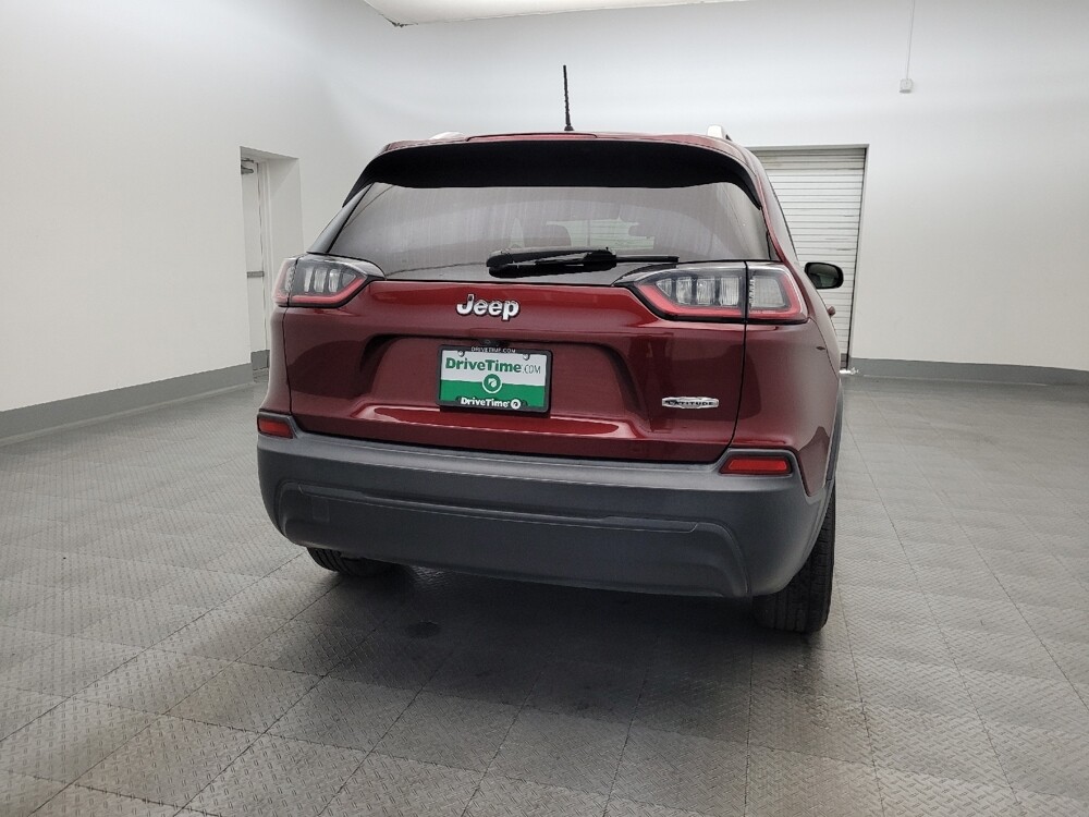 2019 Jeep Cherokee in Glendale, AZ 85301 - 18113772 7