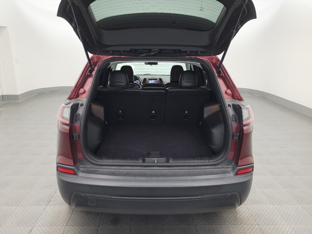 2019 Jeep Cherokee in Glendale, AZ 85301 - 18113772 29