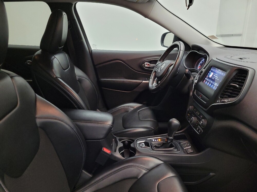 2019 Jeep Cherokee in Glendale, AZ 85301 - 18113772 21