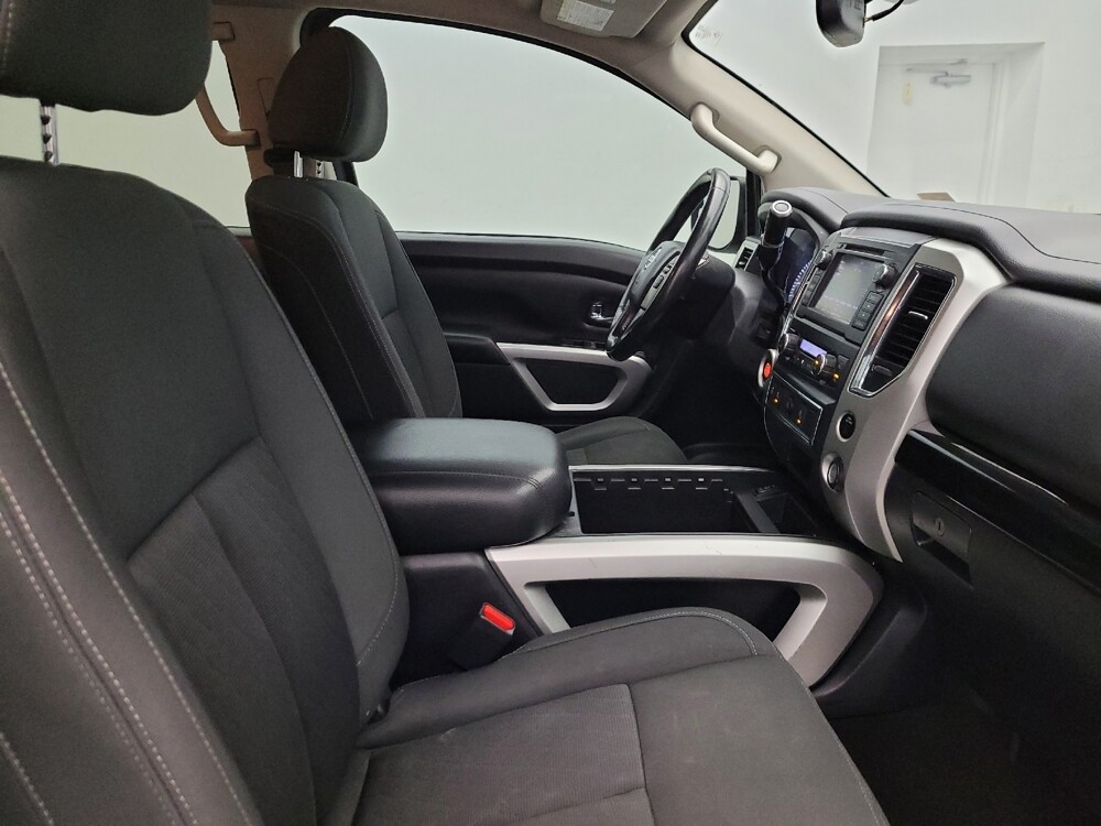 2019 Nissan Titan in Albuquerque, NM 87123 - 18113775 21