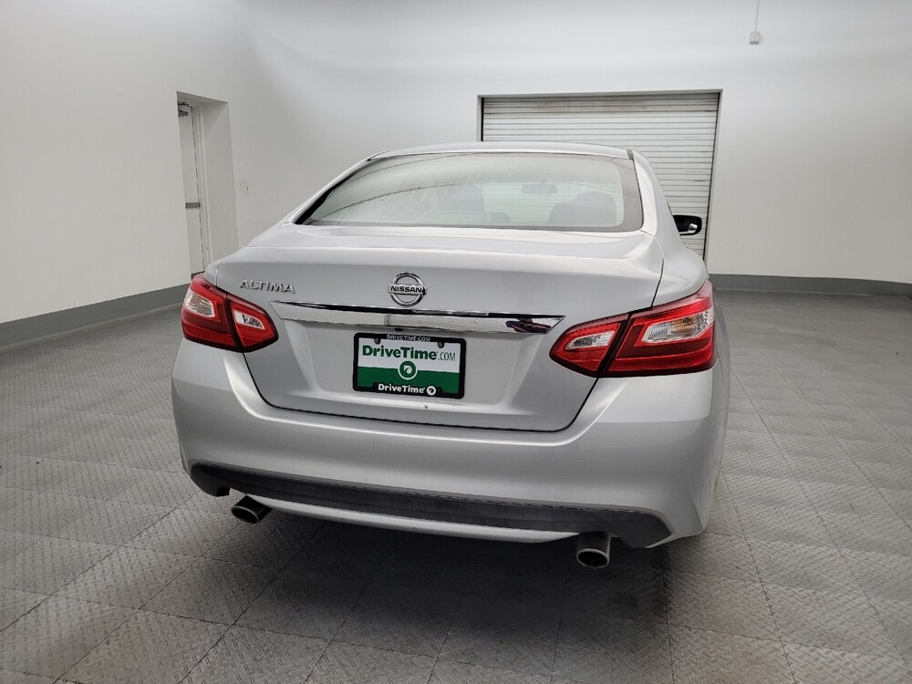 2016 Nissan Altima in Albuquerque, NM 87123 - 18113778 7