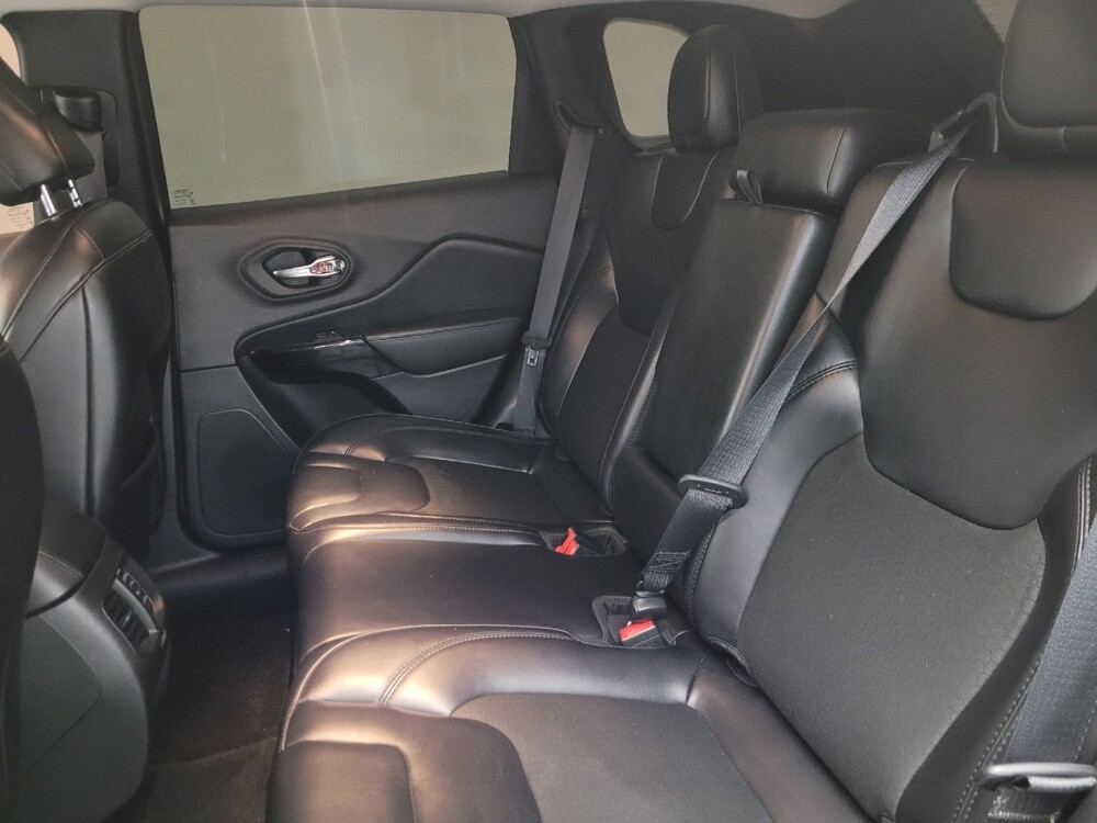 2021 Jeep Cherokee in Phoenix, AZ 85015 - 18113779 18