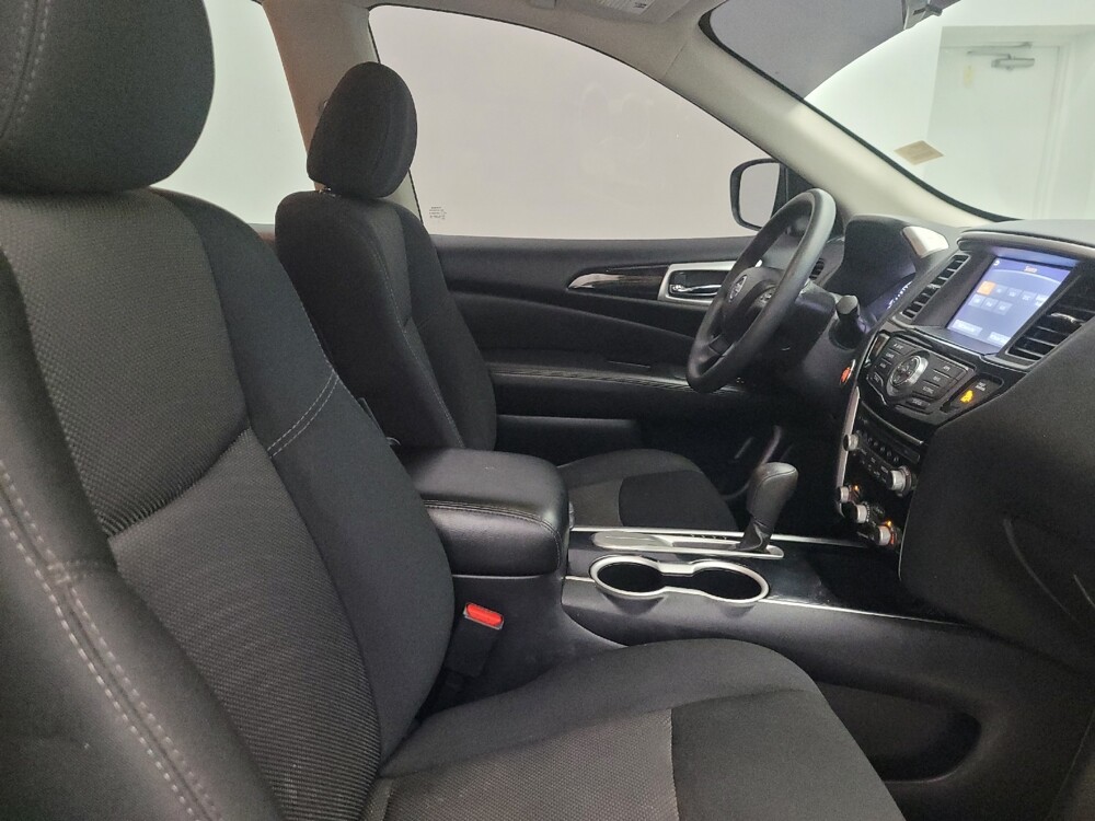 2019 Nissan Pathfinder in Phoenix, AZ 85015 - 18113783 21
