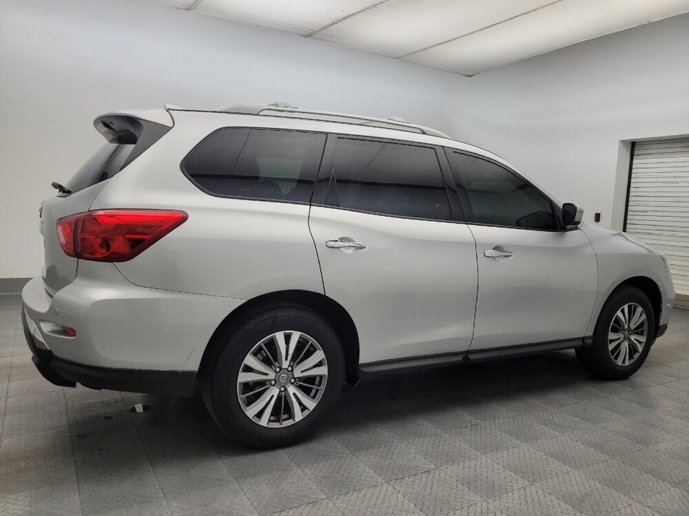 2019 Nissan Pathfinder in Phoenix, AZ 85015 - 18113783 10