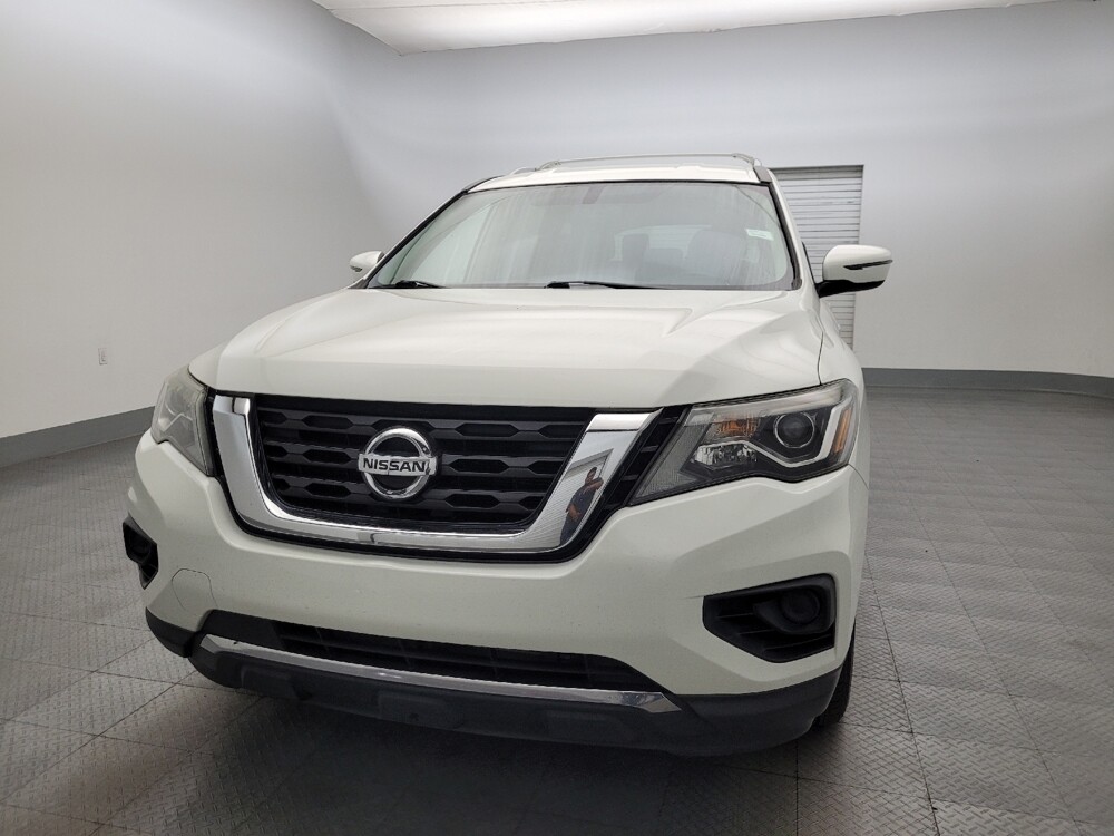 2020 Nissan Pathfinder in Glendale, AZ 85301 - 18113785 15
