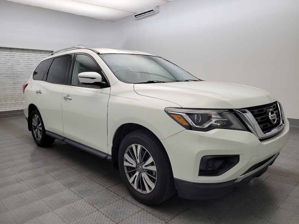 2020 Nissan Pathfinder in Glendale, AZ 85301 - 18113785 13