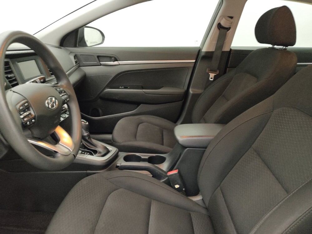 2020 Hyundai Elantra in Lakeland, FL 33815 - 18113789 17