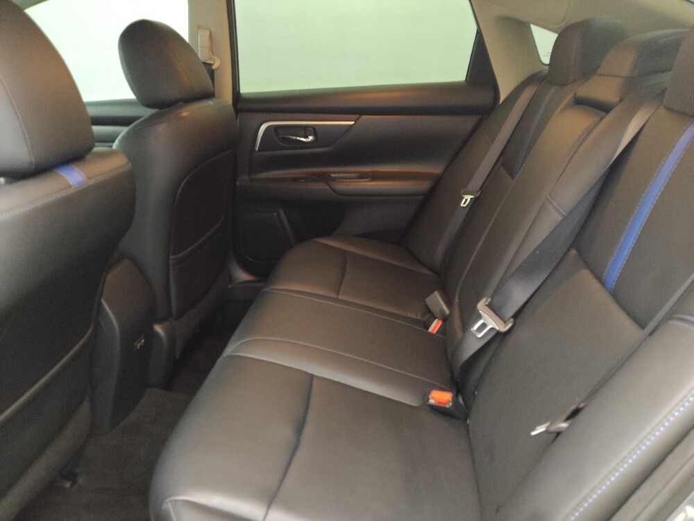 2018 Nissan Altima in Lakeland, FL 33815 - 18113790 18