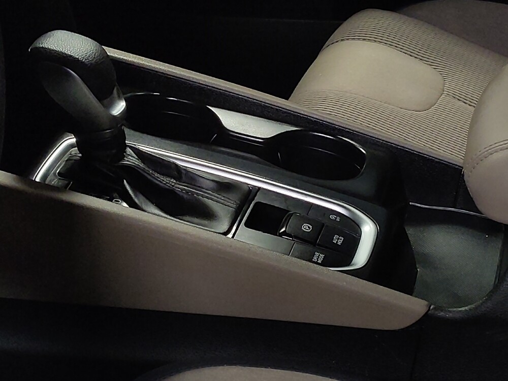 2019 Hyundai Santa Fe in Tampa, FL 33619 - 18113791 26