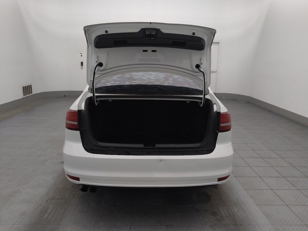 2016 Volkswagen Jetta in Lakeland, FL 33815 - 18113795 29