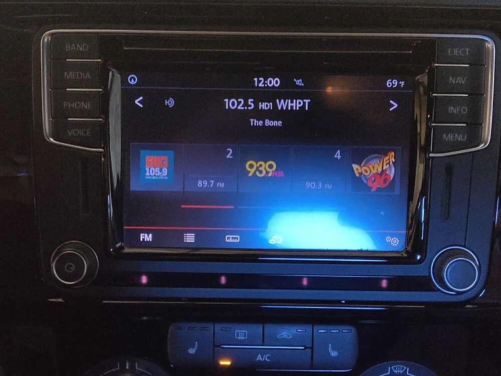 2016 Volkswagen Jetta in Lakeland, FL 33815 - 18113795 25