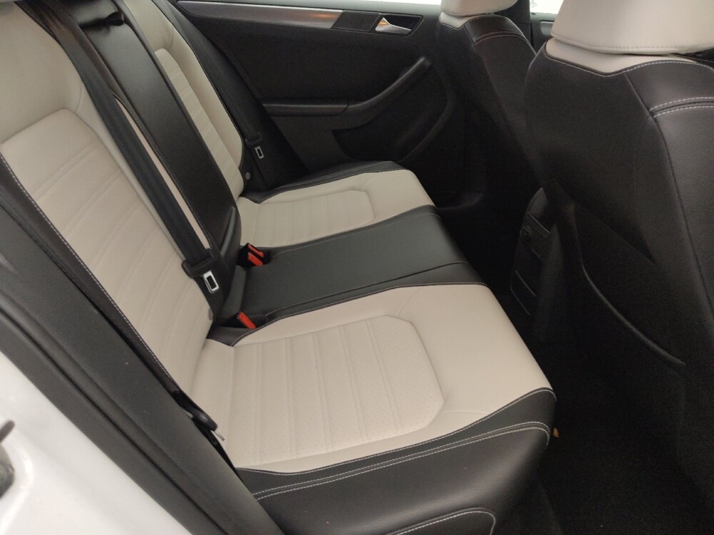 2016 Volkswagen Jetta in Lakeland, FL 33815 - 18113795 19