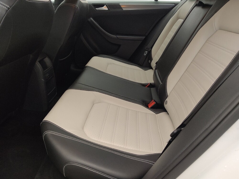 2016 Volkswagen Jetta in Lakeland, FL 33815 - 18113795 18