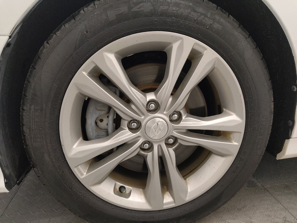 2018 Hyundai Sonata in Lakeland, FL 33815 - 18113796 31