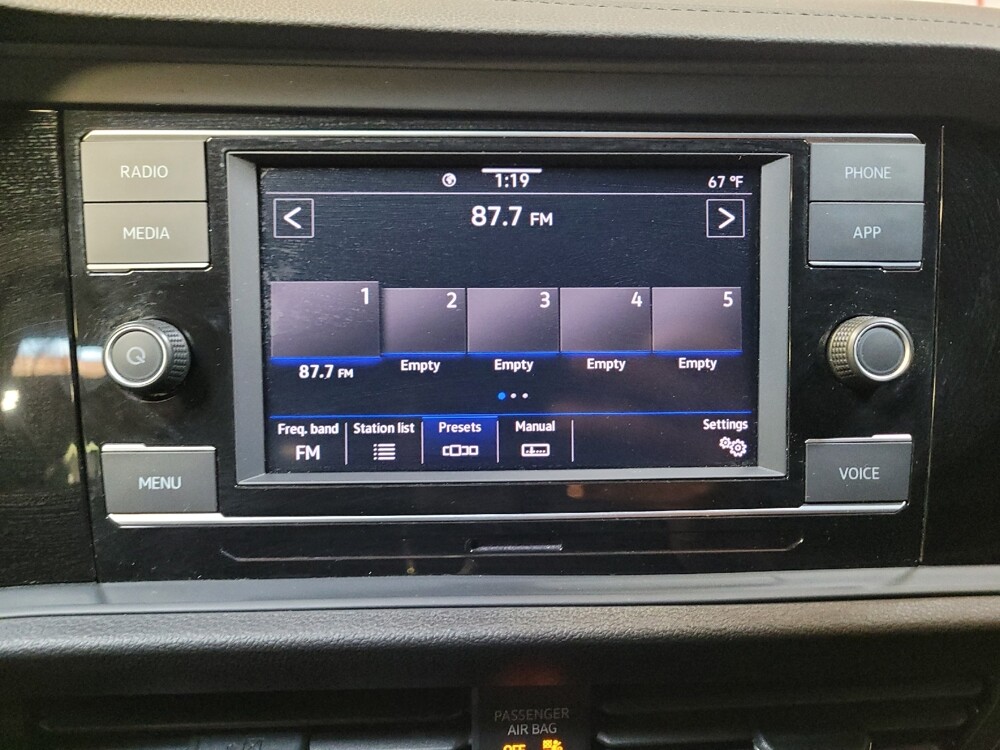 2024 Volkswagen Jetta in Montclair, CA 91763 - 18113810 25