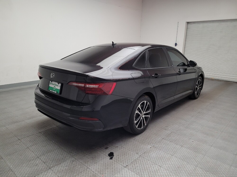 2024 Volkswagen Jetta in Montclair, CA 91763 - 18113810 9