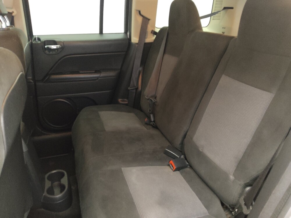 2016 Jeep Patriot in Ocala, FL 34471 - 18113817 18