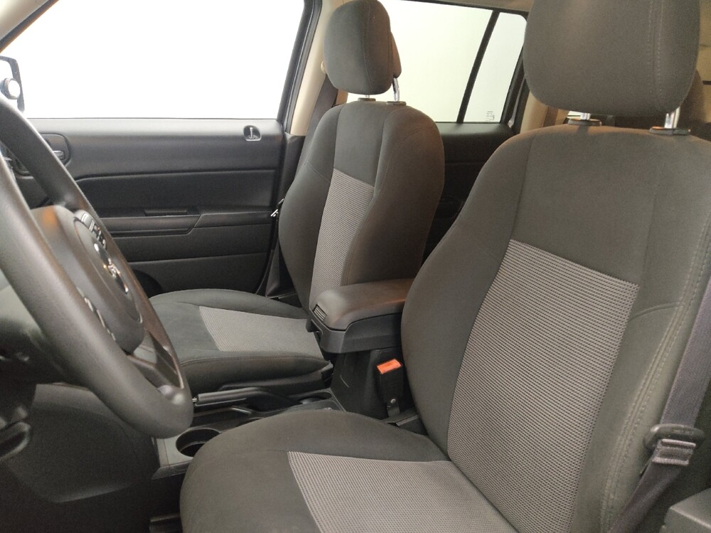 2016 Jeep Patriot in Ocala, FL 34471 - 18113817 17