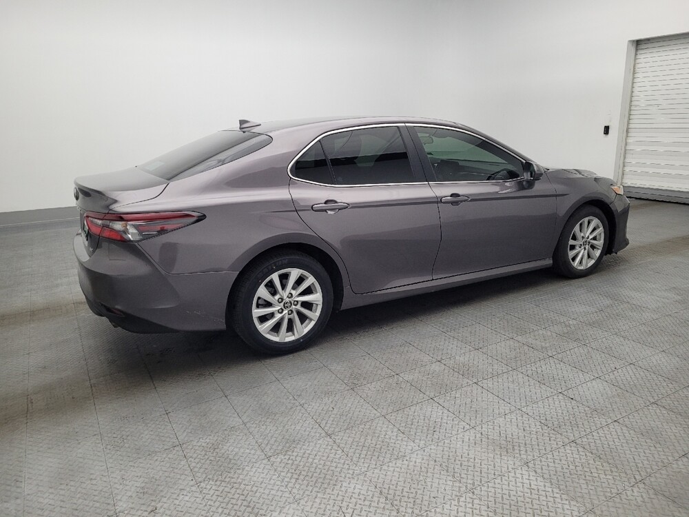 2024 Toyota Camry in Hialeah, FL 33014 - 18113822 10