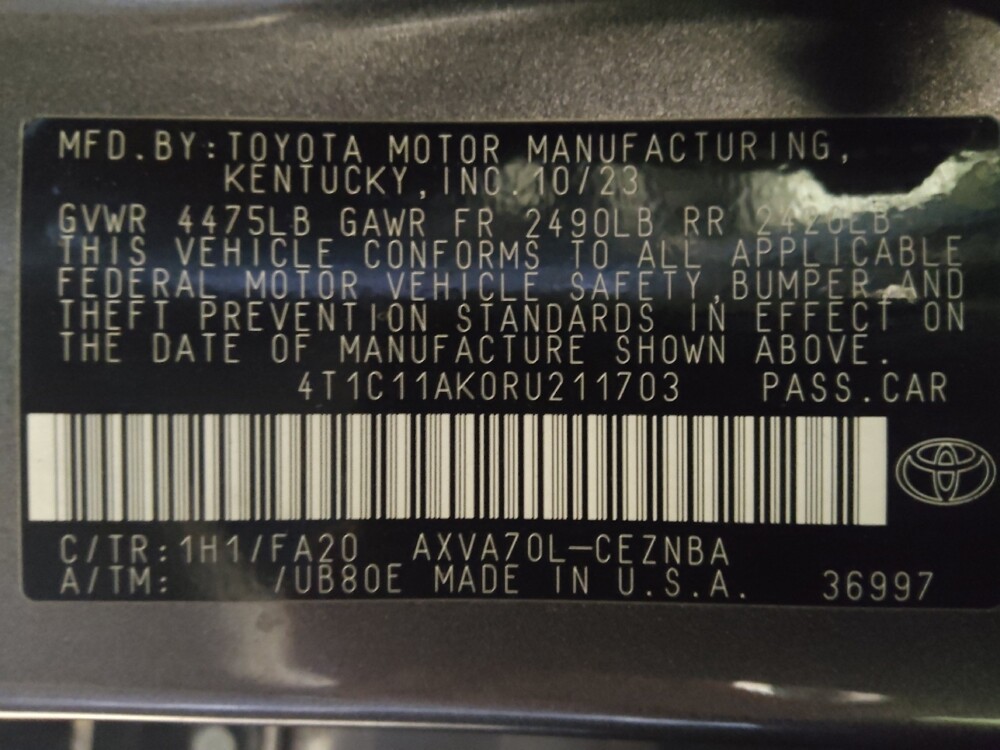 2024 Toyota Camry in Hialeah, FL 33014 - 18113822 33