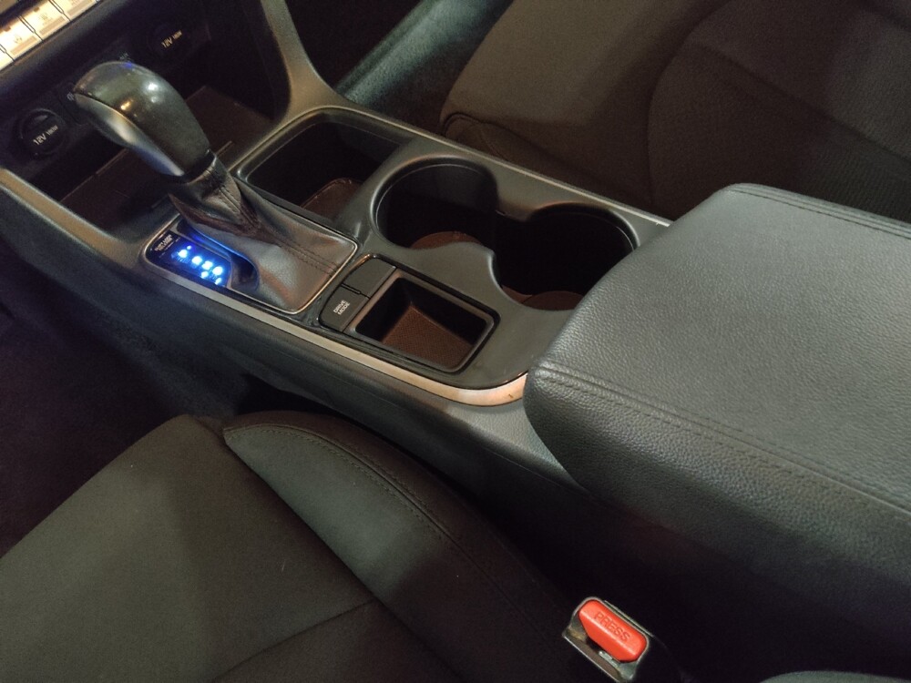 2019 Hyundai Sonata in Pensacola, FL 32505 - 18113823 26