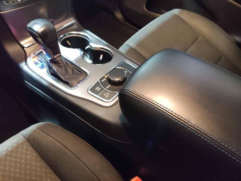 2019 Jeep Grand Cherokee in Kissimmee, FL 34744 - 18113828 26