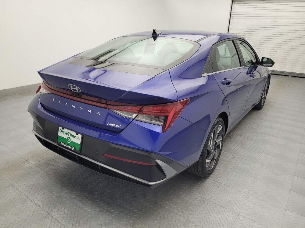 2024 Hyundai Elantra in Greenville, SC 29607 - 18113854 9