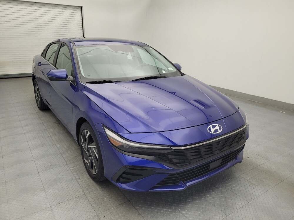 2024 Hyundai Elantra in Greenville, SC 29607 - 18113854 13