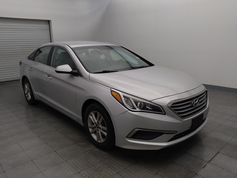 2017 Hyundai Sonata in Houston, TX 77060 - 18113871 13