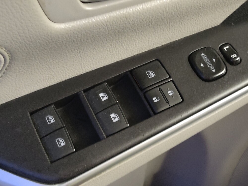 2015 Toyota Camry in Houston, TX 77060 - 18113882 27