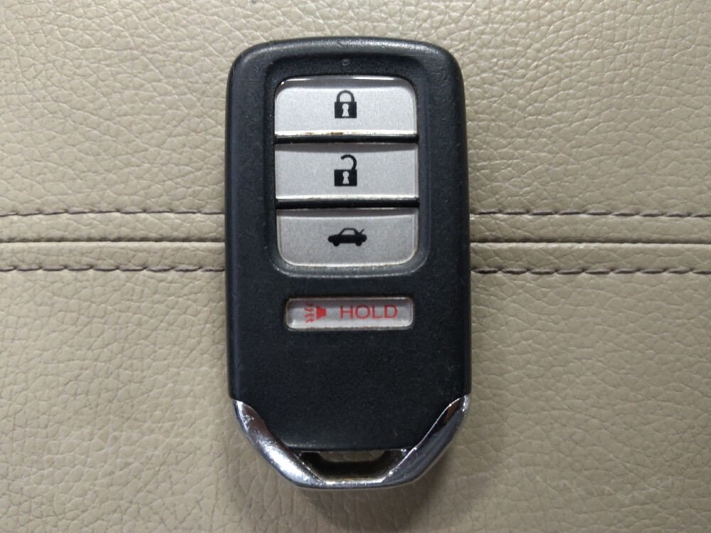 2015 Honda Accord in Metairie, LA 70006 - 18113883 32