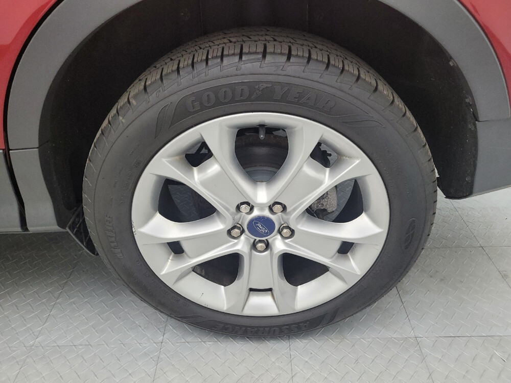 2016 Ford Escape in Cincinnati, OH 45255 - 18113891 31