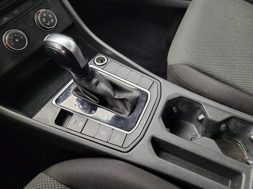 2020 Volkswagen Jetta in Columbus, OH 43228 - 18113900 26