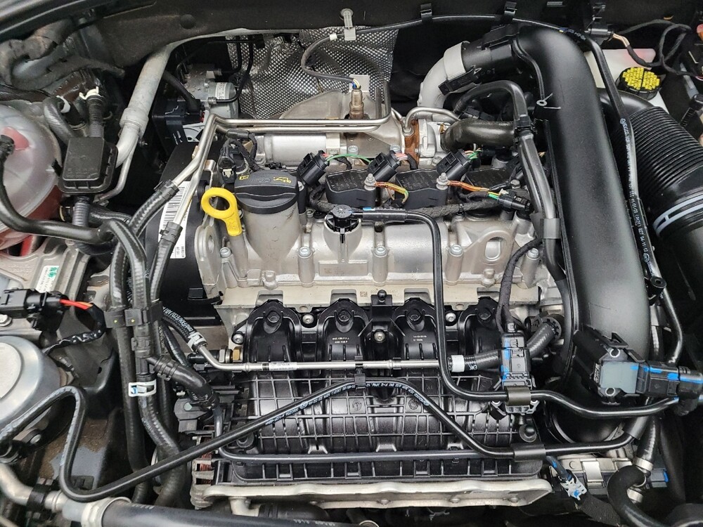 2020 Volkswagen Jetta in Columbus, OH 43228 - 18113900 30