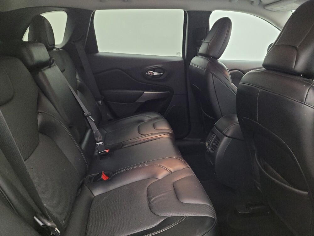 2021 Jeep Cherokee in Columbus, OH 43228 - 18113901 19