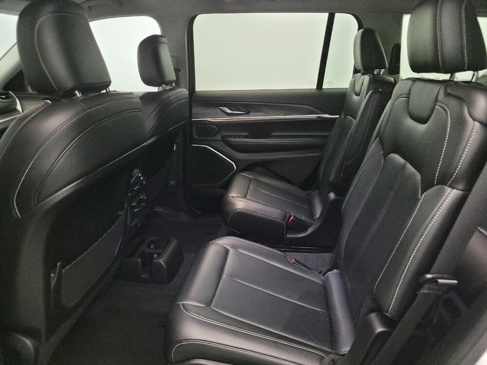 2021 Jeep Grand Cherokee L in Pittsburgh, PA 15237 - 18113916 18