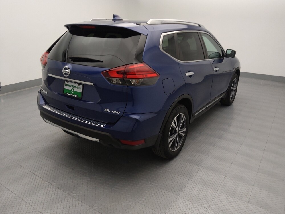 2017 Nissan Rogue in Springfield, MO 65807 - 18113927 9