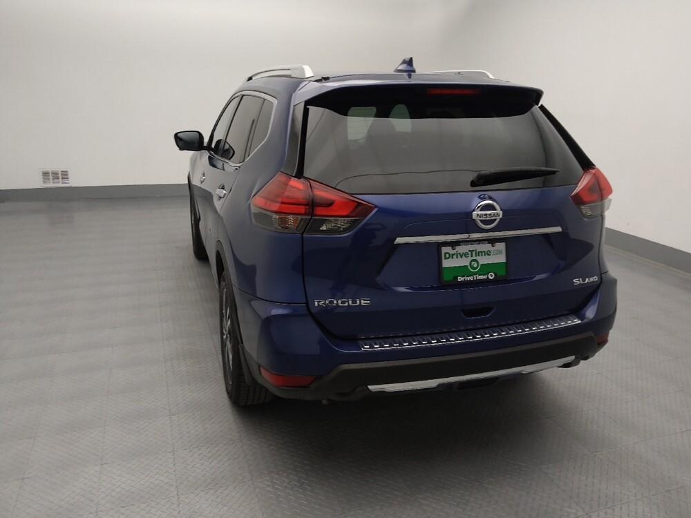 2017 Nissan Rogue in Springfield, MO 65807 - 18113927 6