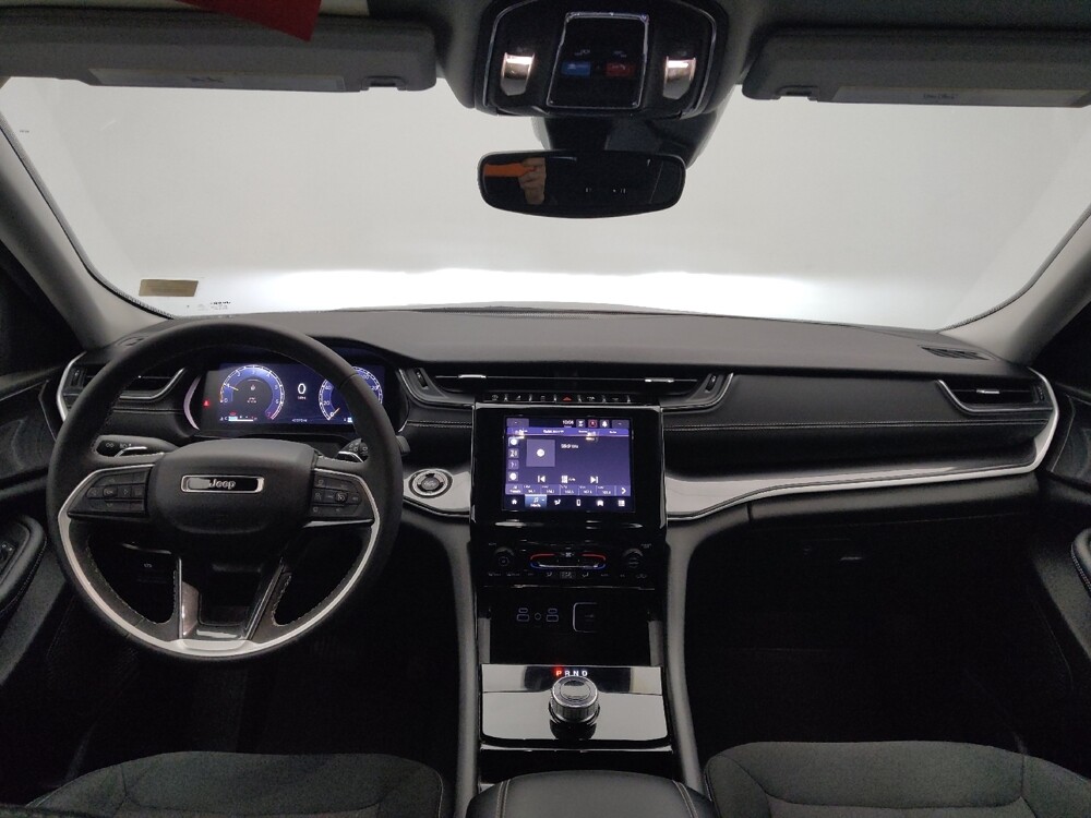 2023 Jeep Grand Cherokee L in Springfield, MO 65807 - 18113932 22