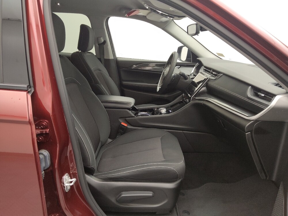 2023 Jeep Grand Cherokee L in Springfield, MO 65807 - 18113932 21