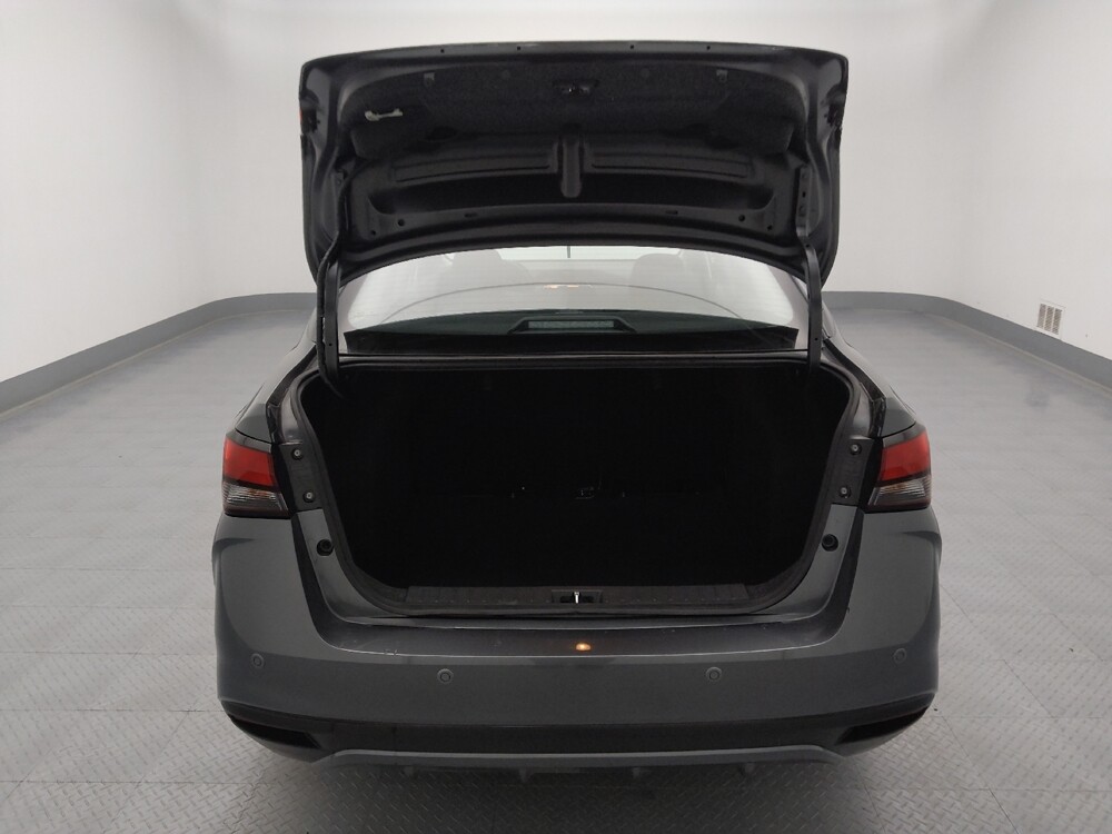 2025 Nissan Versa in St. Louis, MO 63136 - 18113934 29