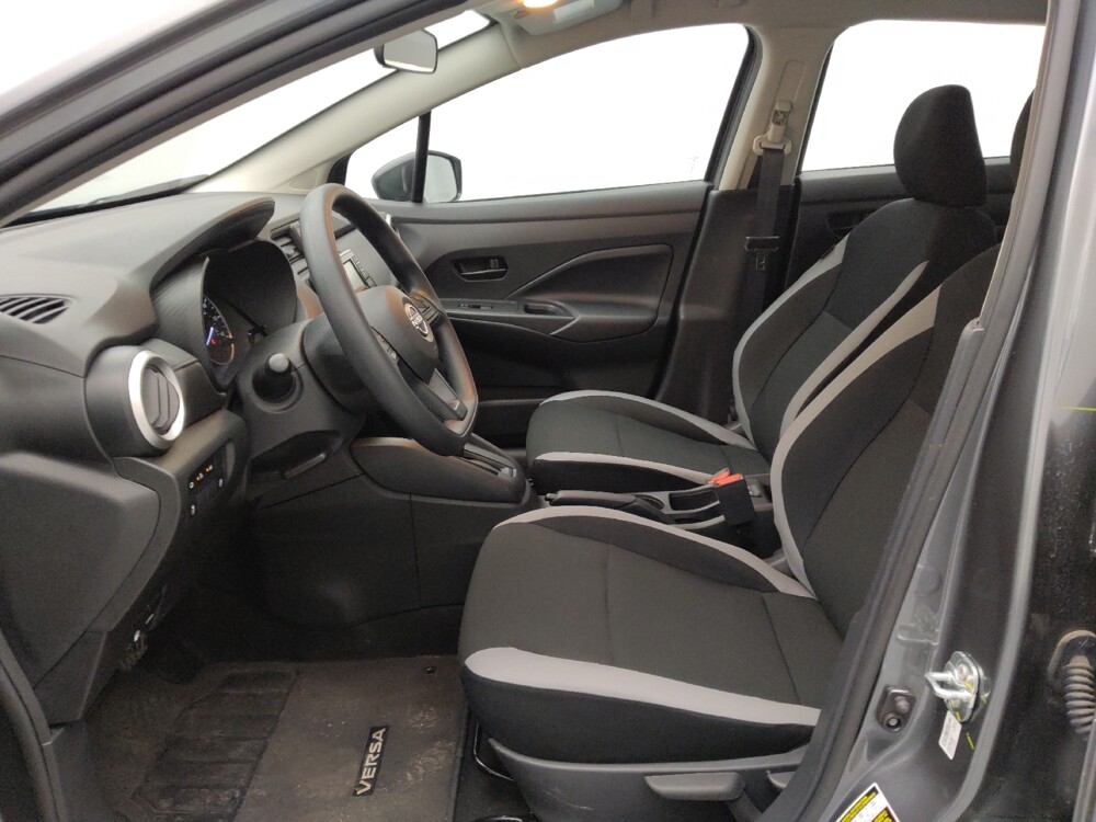 2025 Nissan Versa in St. Louis, MO 63136 - 18113934 17