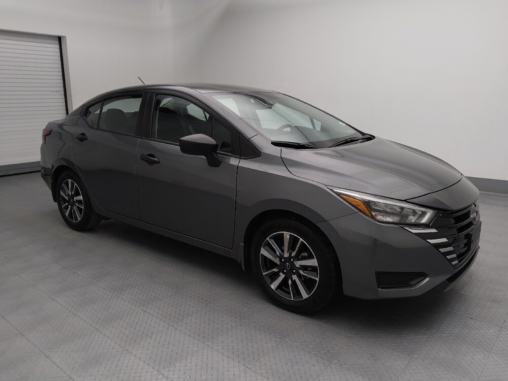 2025 Nissan Versa in St. Louis, MO 63136 - 18113934 11