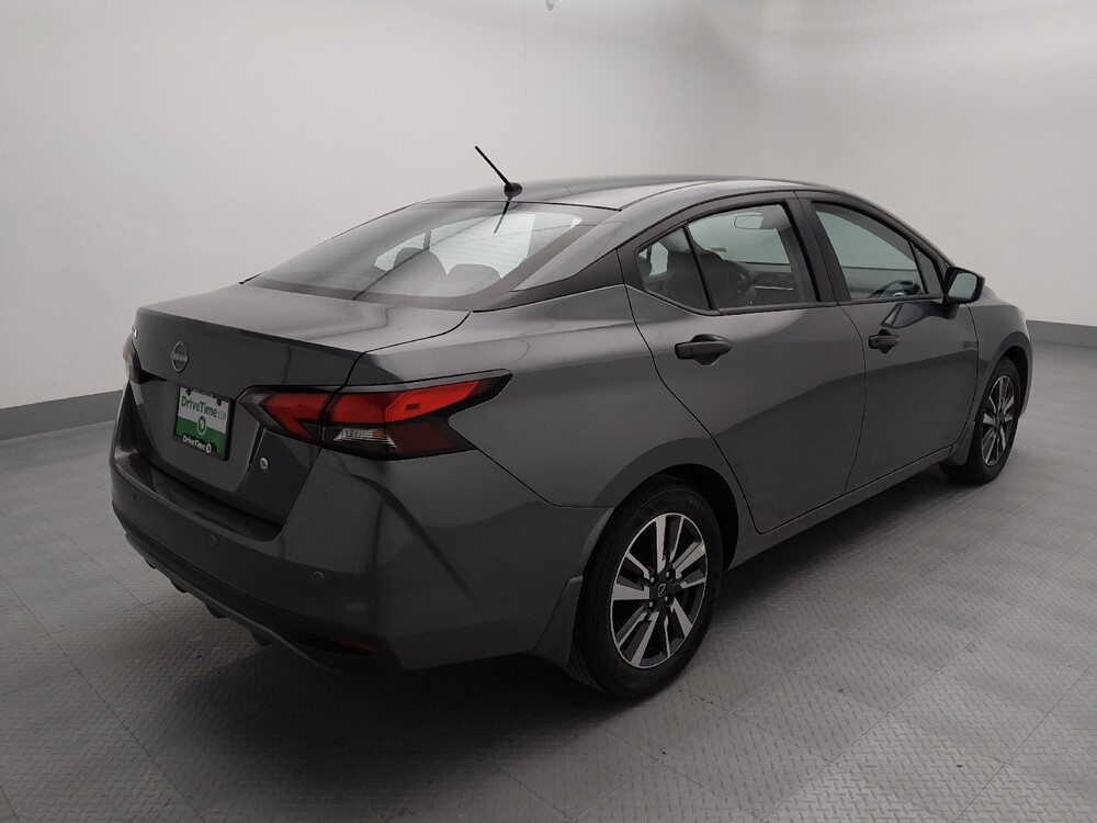 2025 Nissan Versa in St. Louis, MO 63136 - 18113934 9