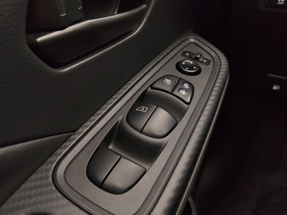 2025 Nissan Versa in St. Louis, MO 63136 - 18113934 27