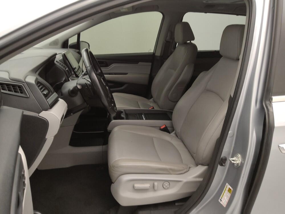 2018 Honda Odyssey in Springfield, MO 65807 - 18113936 17