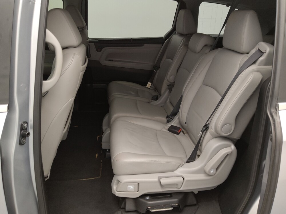 2018 Honda Odyssey in Springfield, MO 65807 - 18113936 18