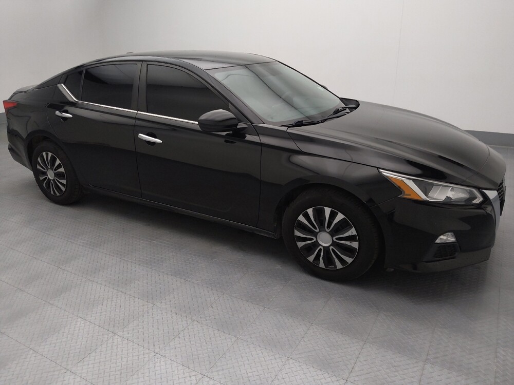 2019 Nissan Altima in Springfield, MO 65807 - 18113937 11