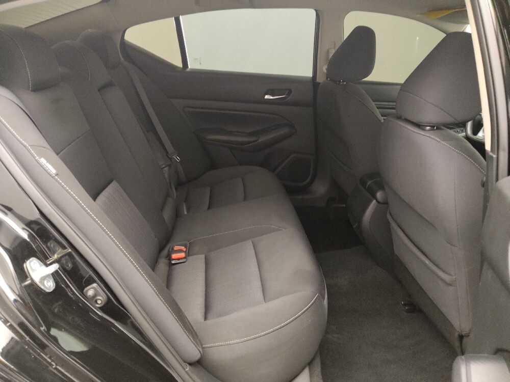 2019 Nissan Altima in Springfield, MO 65807 - 18113937 19